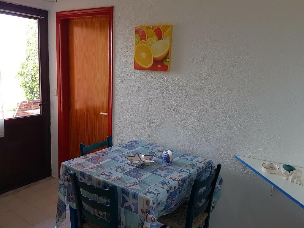 Melina'S Apartments Kalavárda Eksteriør bilde